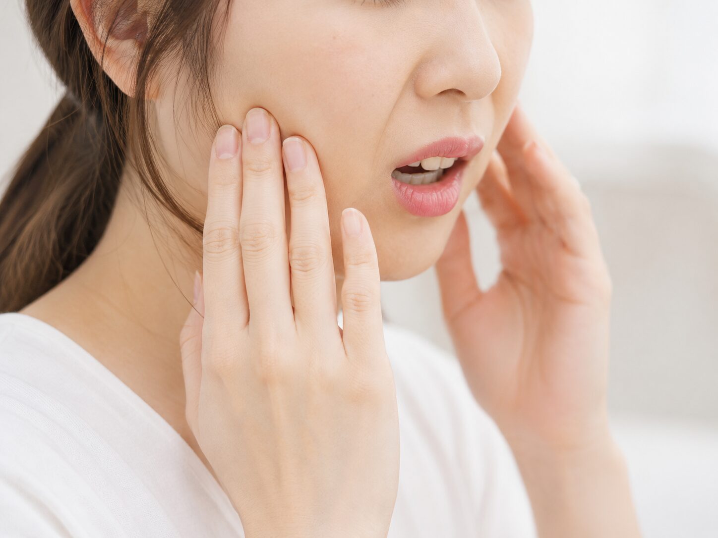 顎が気になる女性